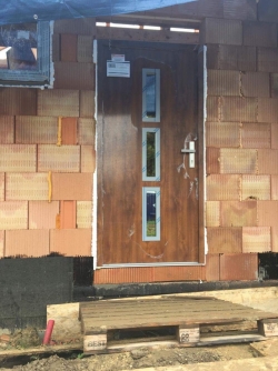 Novostavba Příbor - Hájov - plastová okna a domovní dveře
